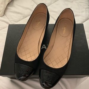 Authentic Chanel Pumps Size 37